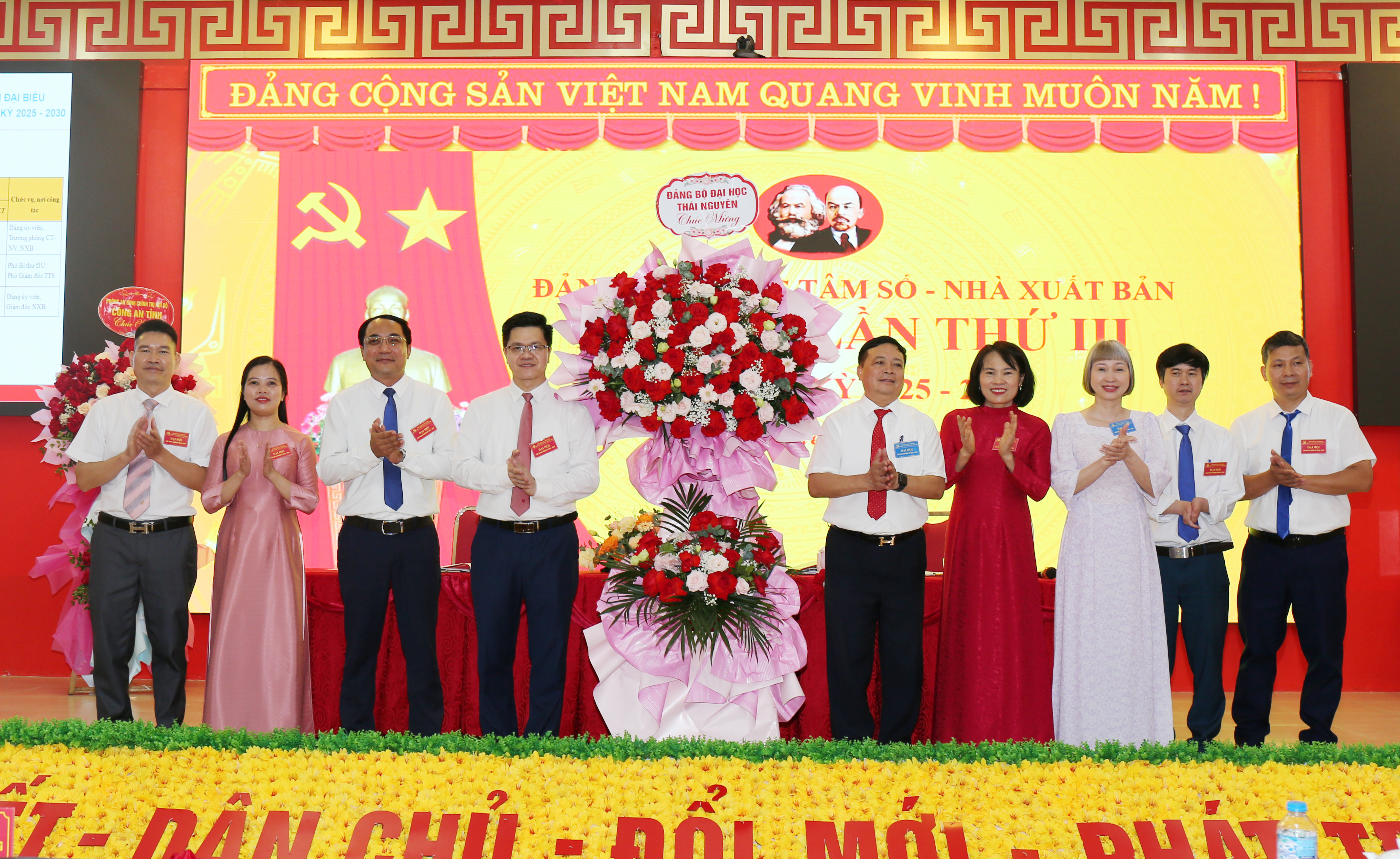Đại hội Đảng bộ Trung tâm Số - Nhà Xuất bản lần thứ III, nhiệm kỳ 2025-2030 diễn ra thành công tốt đẹp