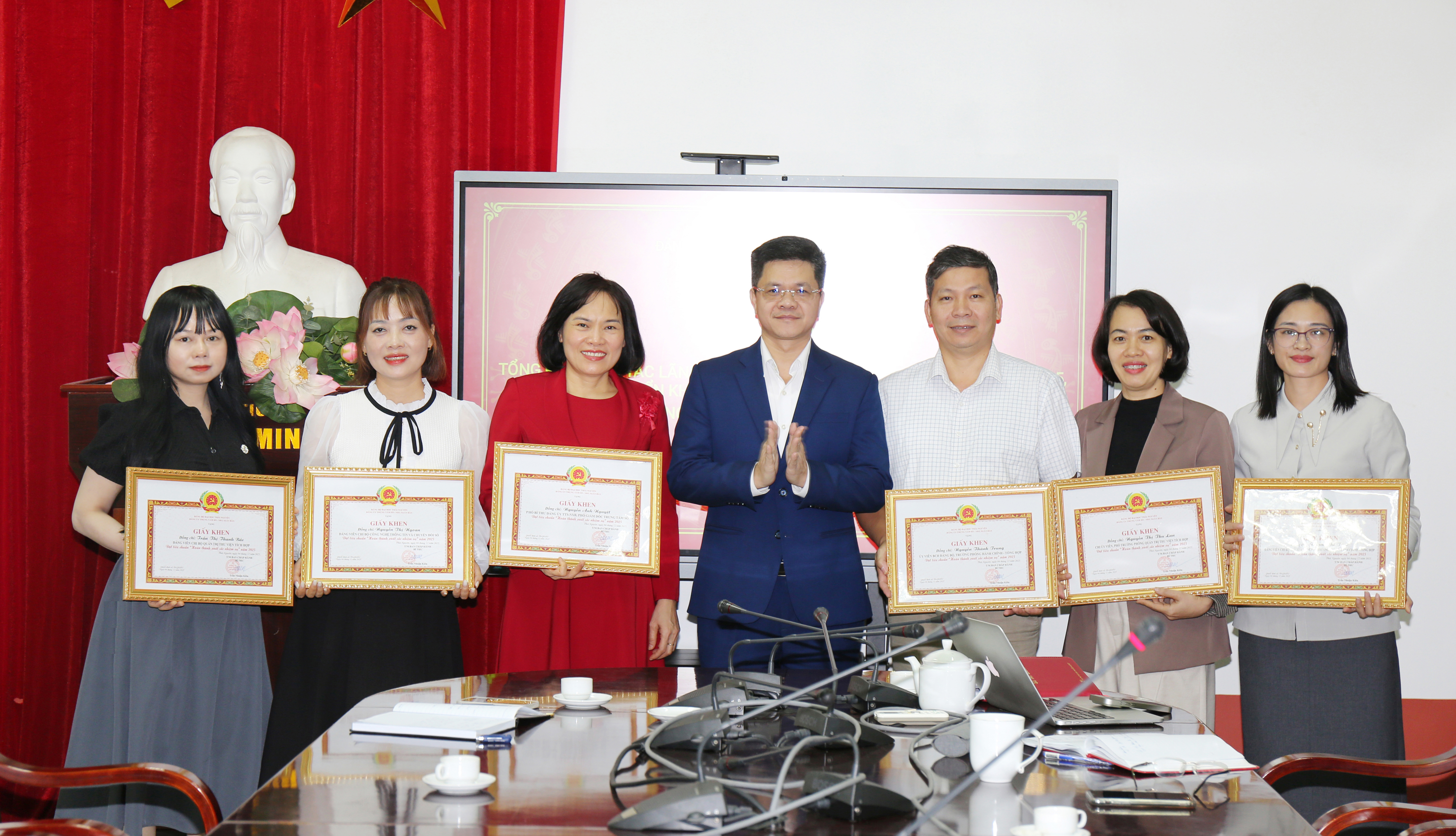 Tổng kết công tác Tổ chức xây dựng Đảng năm 2025, triển khai nhiệm vụ năm 2026