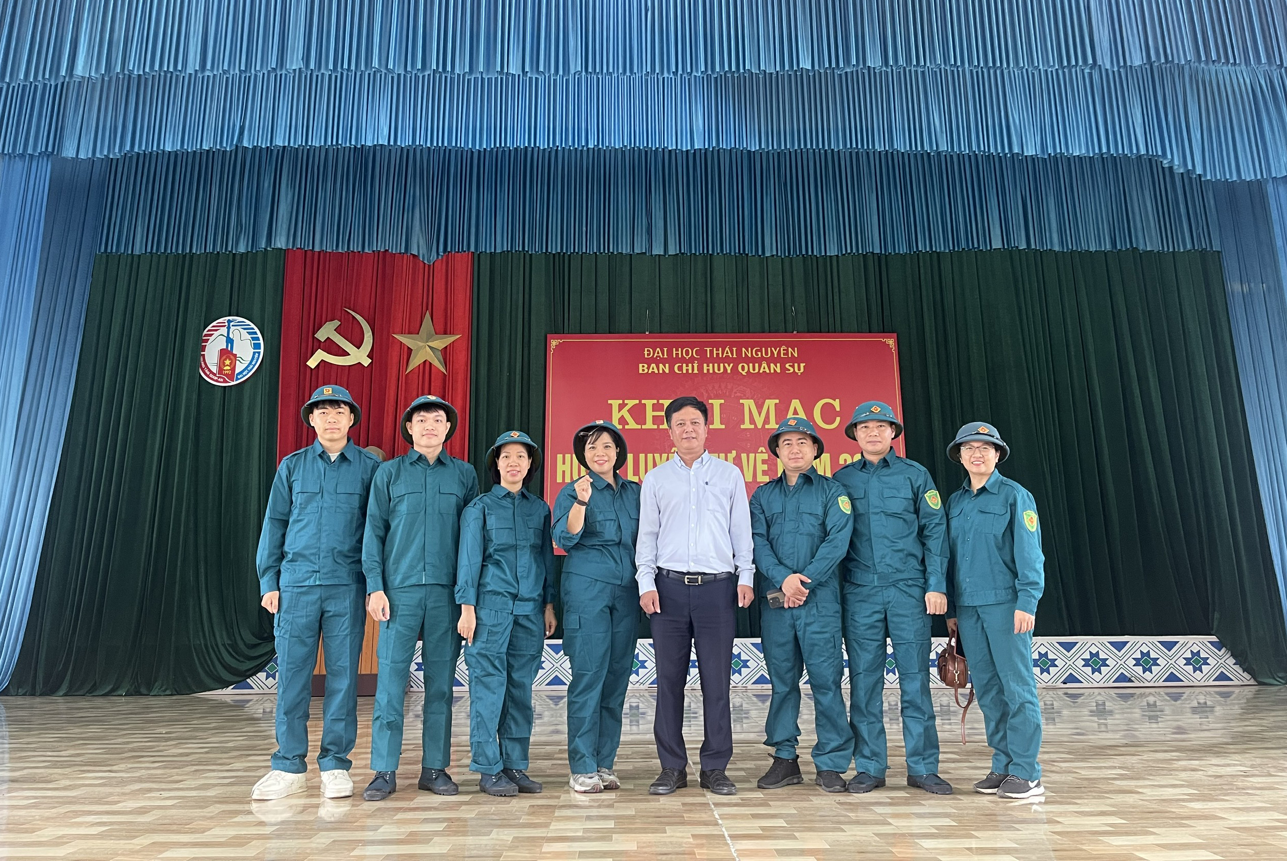 Trung đội tự vệ Trung tâm Số - Nhà Xuất bản tham gia khóa huấn luyện tự vệ năm 2026