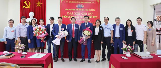 Phòng Khai thác và Ứng dụng Công nghệ thông tin tổ chức Đại hội Chi bộ lần thứ I, nhiệm kỳ 2020-2022